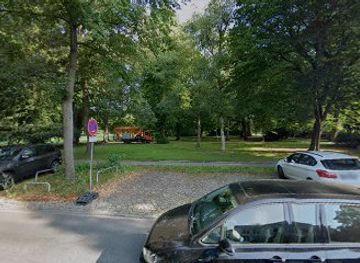 germany/lubeck/st-gertrud/landmark/froschkonigteich