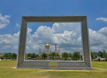 brunei/tutong/landmark/bibd-frame-brunei-darussalam