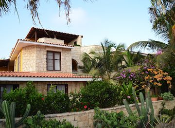 cabo-verde/sal-rei/landmark/guest-house-orquidea
