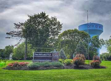 ohio/mason/landmark/pine-hill-lakes-park