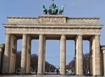 germany/berlin/landmark/pariser-platz