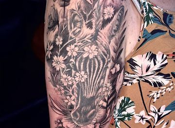 rwanda/kigali/gacuriro/landmark/artisthenry