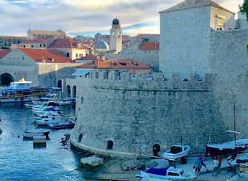 croatia/dubrovnik/ploce/landmark/harbour-viewpoint