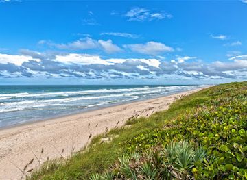 florida/sun-coast/landmark/apollo-beach-entrance