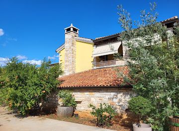 croatia/rovinj/landmark/stancija-collis