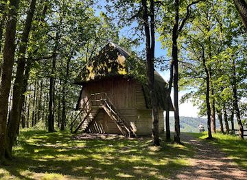 belgium/luxembourg/landmark/houfels