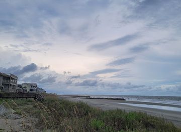 south-carolina/folly-beach/landmark/public-beach-access-10th-st-e