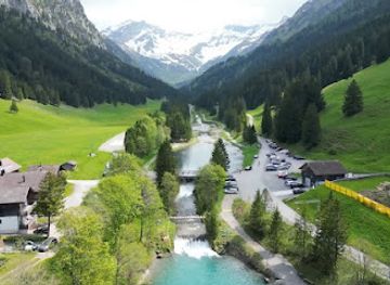 liechtenstein/furstensteig/landmark/stausee-steg