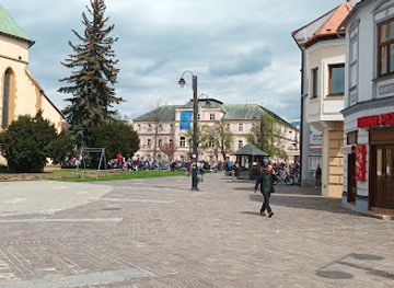 slovakia/liptov/landmark/county-house