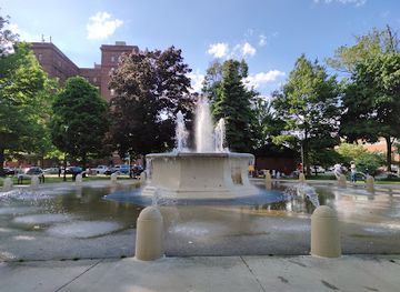 pennsylvania/erie/downtown-erie/landmark/perry-square