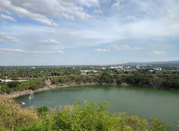 nicaragua/apoyo-lagoon/landmark/reserva-natural-laguna-de-tiscapa
