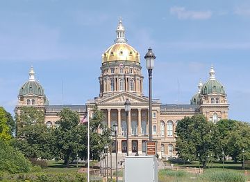 iowa/central-iowa/landmark/state-historical-building