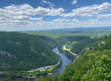 delaware/the-delaware-water-gap/landmark/delaware-water-gap-toll-bridge