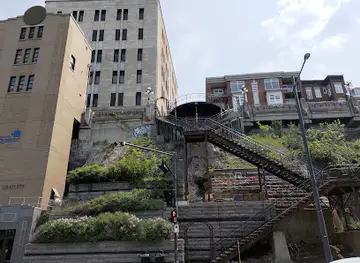 Saint-Roch Garden Stairs