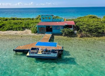 aruba/tanki-leendert/landmark/nos-isla-private-tours