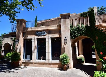 arizona/sedona/landmark/kuivato-art-gallery