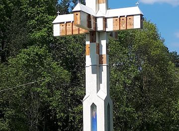 lithuania/vilnius/zverynas/landmark/chirping-cross