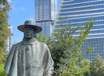 texas/austin/landmark/stevie-ray-vaughan-statue