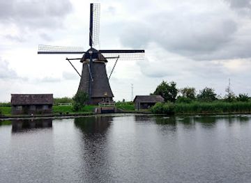 netherlands/kinderdijk/landmark/nederwaard-no-1