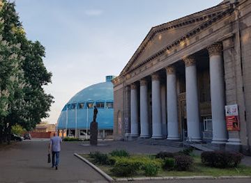 ukraine/mariupol/landmark/pushkin-monument