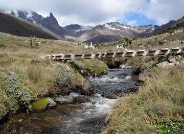 kenya/mount-kenya-region/landmark/mount-kenya