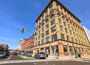 new-york/syracuse/armory-square/landmark/the-mccarthy-building