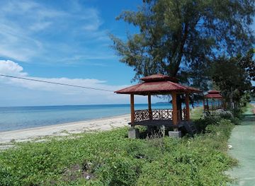 indonesia/gorontalo/landmark/bolihutuo-beach