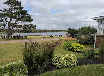 canada/prince-edward-island-national-park/landmark/dalvay-by-the-sea-national-historic-site