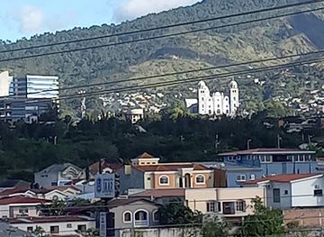 honduras/tegucigalpa/landmark/la-creperia