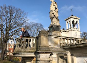 germany/berlin/landmark/borussia-monument