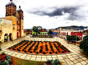mexico/southeastern-mexico/landmark/templo-de-santo-domingo-de-guzman