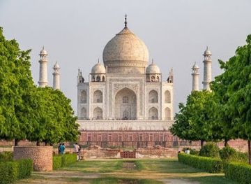 india/agra/landmark/mehtab-bagh
