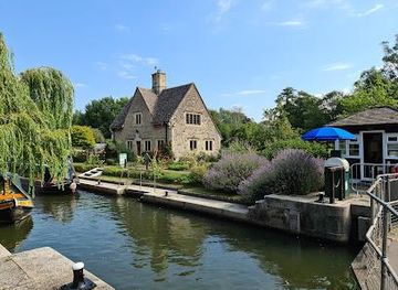 united-kingdom/oxford/landmark/iffley-lock