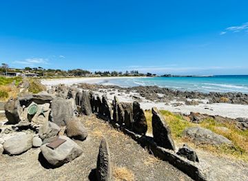 australia/fleurieu-peninsula/landmark/the-frenchmans-rock