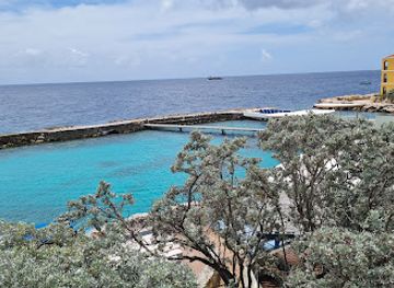curacao/caracas-bay/landmark/ocean-lens-curacao