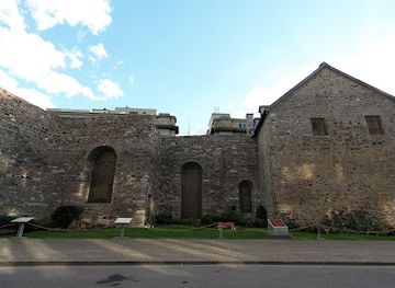 canada/monteregie/landmark/maison-de-mere-d-youville