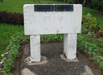 papua-new-guinea/new-ireland/landmark/amelia-earhart-memorial