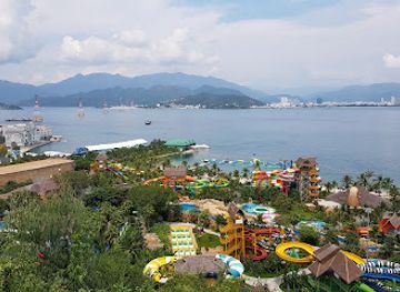 vietnam/nha-trang/landmark/nha-trang-bay