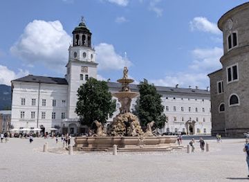 austria/flachgau/landmark/residenzbrunnen
