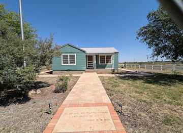 texas/permian-basin/landmark/odessa-bush-house