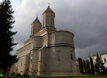 romania/iasi-surroundings/landmark/manastirea-sfintii-trei-ierarhi