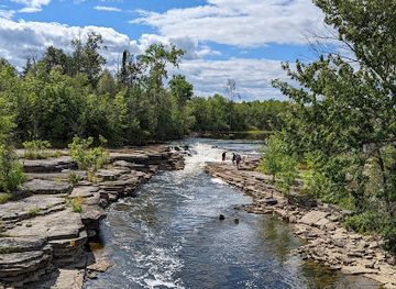 canada/ottawa-valley/landmark/bonnechere-caves