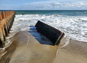 north-carolina/outer-banks/landmark/cape-hatteras-lighthouse-original-location