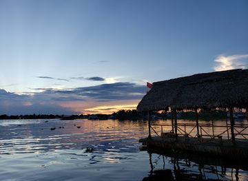 peru/loreto/landmark/embarcadero-restaurante-al-frio-y-al-fuego