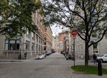 Place de la Grande-Paix-de-Montréal