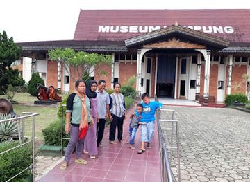 indonesia/lampung/landmark/ruwa-jurai