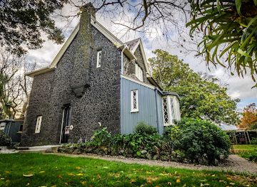 new-zealand/auckland/parnell/landmark/kinder-house