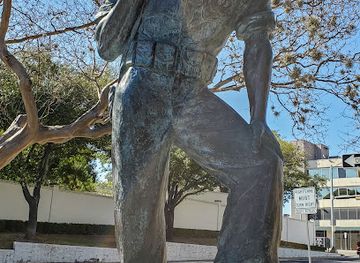 texas/austin/landmark/gold-star-mothers-memorial