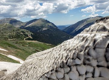 colorado/rocky-mountains/landmark/alpine-visitor-center