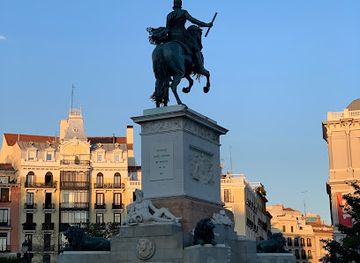 spain/madrid-community/landmark/remains-of-the-tower-of-bones